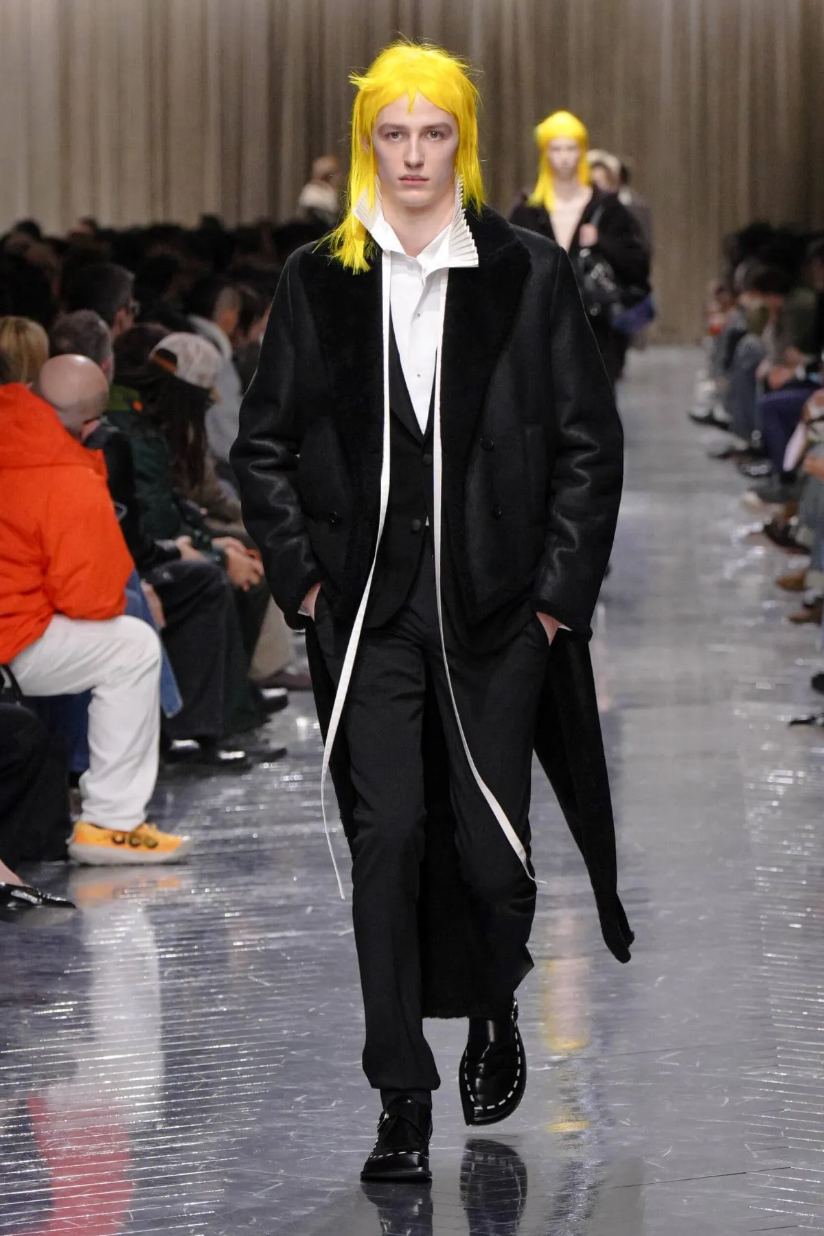 Dior Men automne 2026 : Jonathan Anderson réinvente le tailleur à l’ombre de Paul Poiret