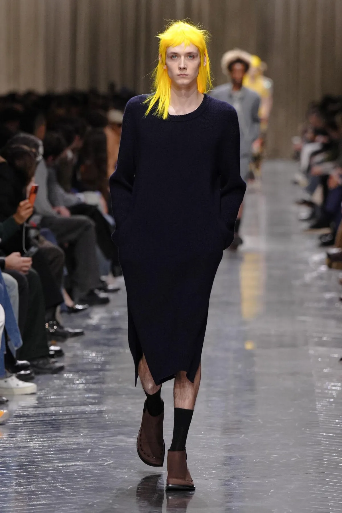 Dior Men automne 2026 : Jonathan Anderson réinvente le tailleur à l’ombre de Paul Poiret