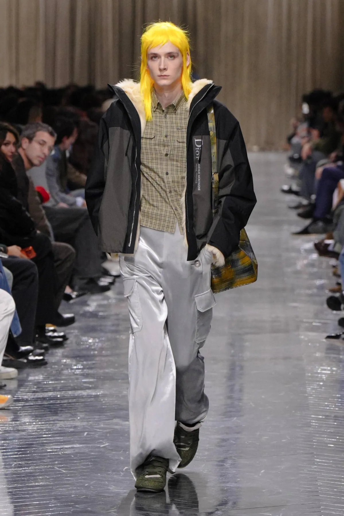 Dior Men automne 2026 : Jonathan Anderson réinvente le tailleur à l’ombre de Paul Poiret