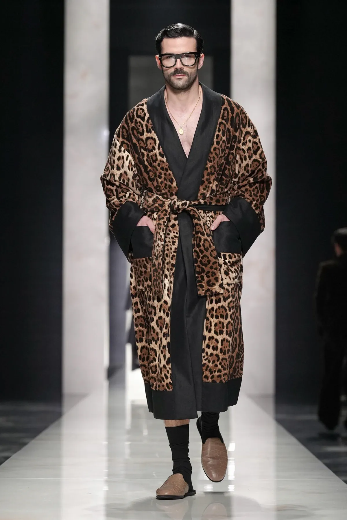 Dolce & Gabbana Automne 2026 : « The Portrait of Man », un manifeste d’une mode masculine libérée