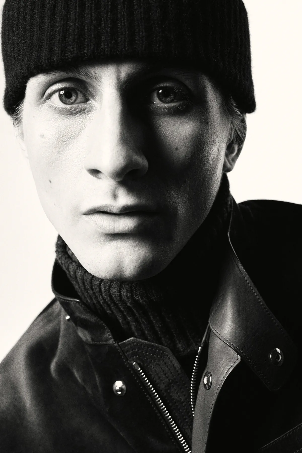 dunhill automne 2026 : l’élégance britannique retrouve son esprit rebelle