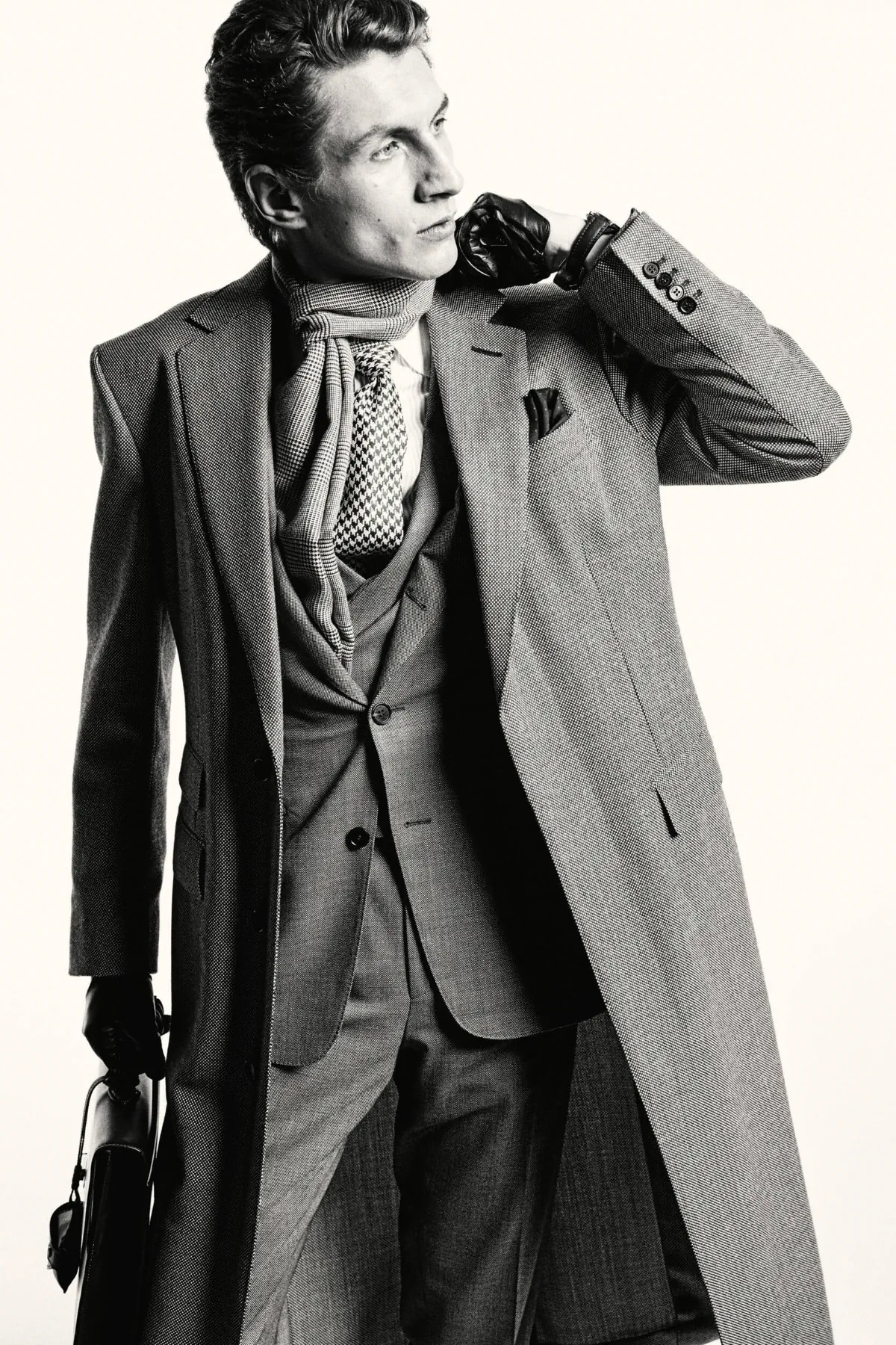 dunhill automne 2026 : l’élégance britannique retrouve son esprit rebelle