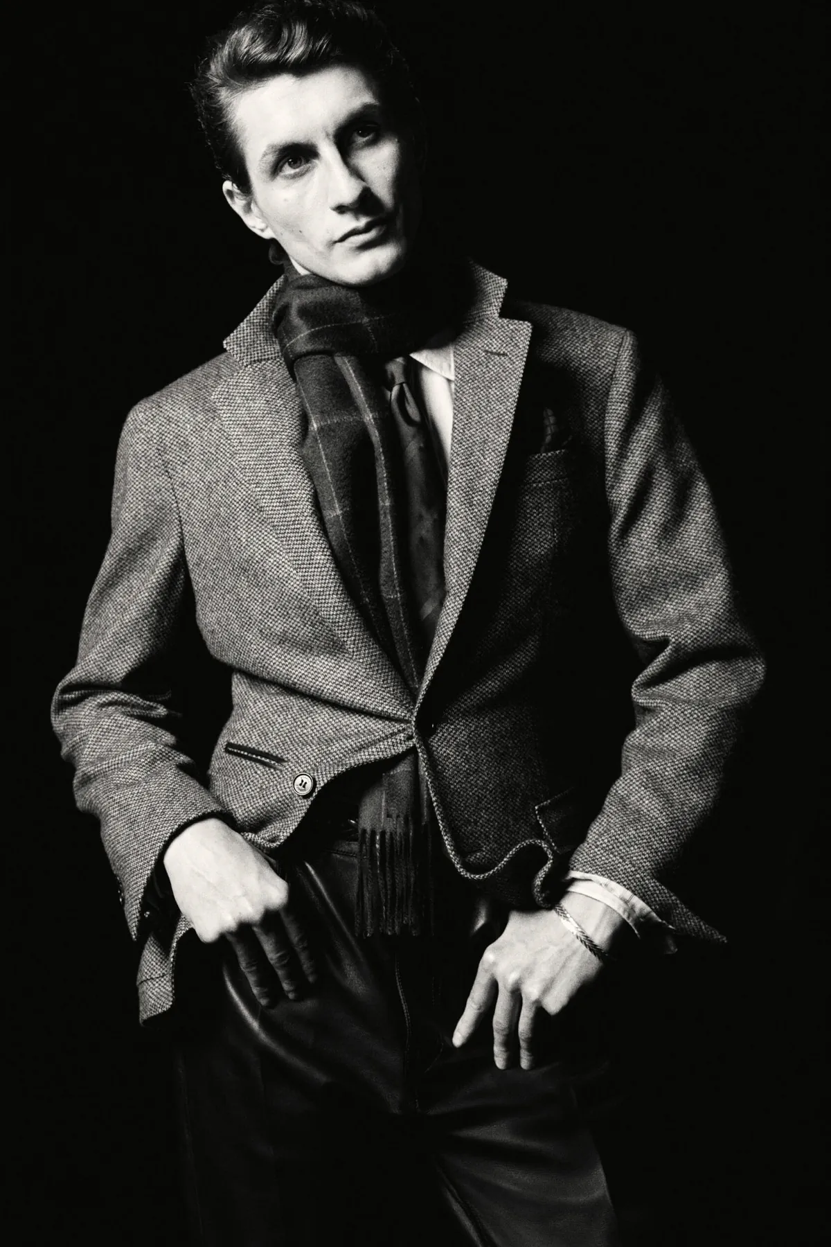 dunhill automne 2026 : l’élégance britannique retrouve son esprit rebelle