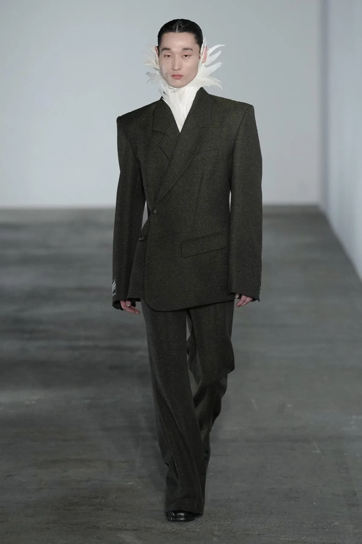 À Paris, EGONLAB signe une collection automne 2026 à contre-courant