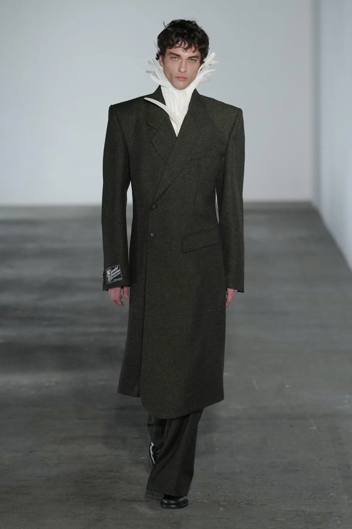 À Paris, EGONLAB signe une collection automne 2026 à contre-courant