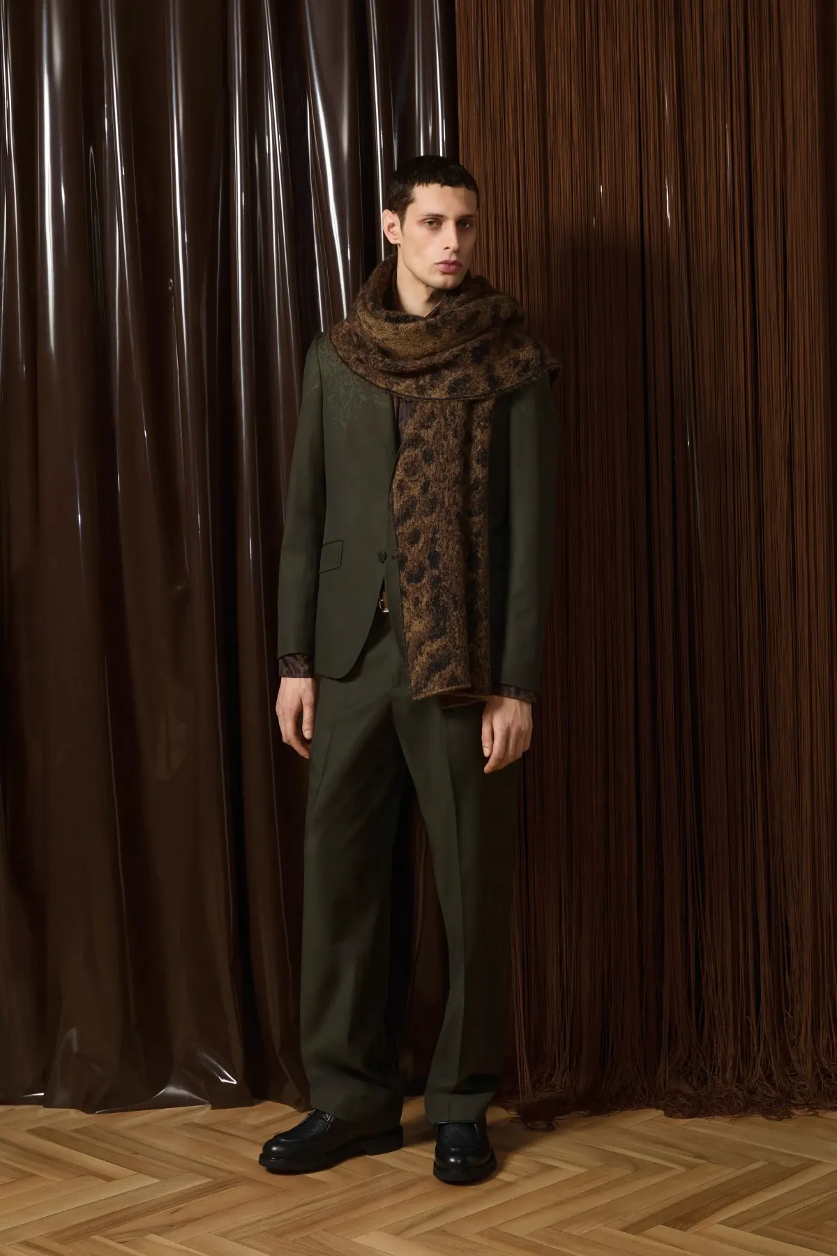 ETRO Automne 2026 : quand l’élégance flirte avec l’animalité