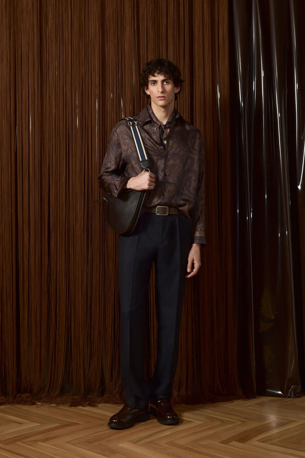 Etro Fall Winter 2026 Milan Fashion Week 4 ETRO Automne 2026 : quand l’élégance flirte avec l’animalité