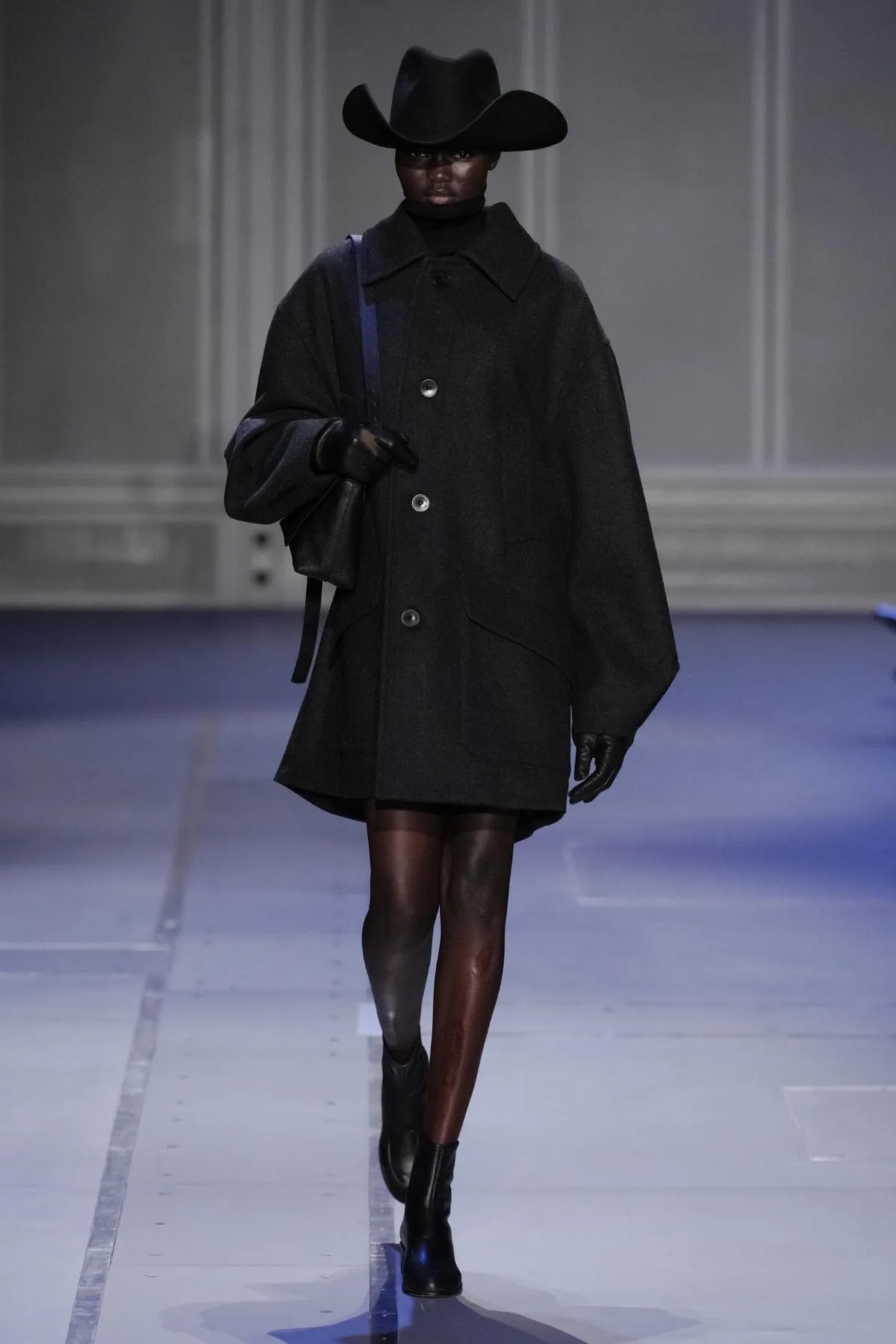 Pour l'automne 2026, Études Studio fait résonner la mode dans les sous-sols de l’IRCAM