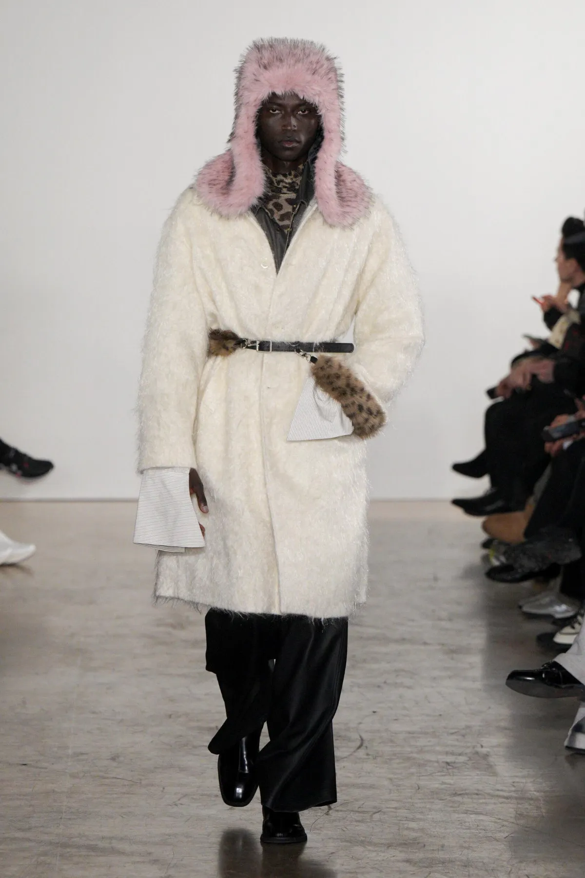 Feng Chen Wang automne 2026 : quand la mythologie chinoise réinvente le vestiaire masculin