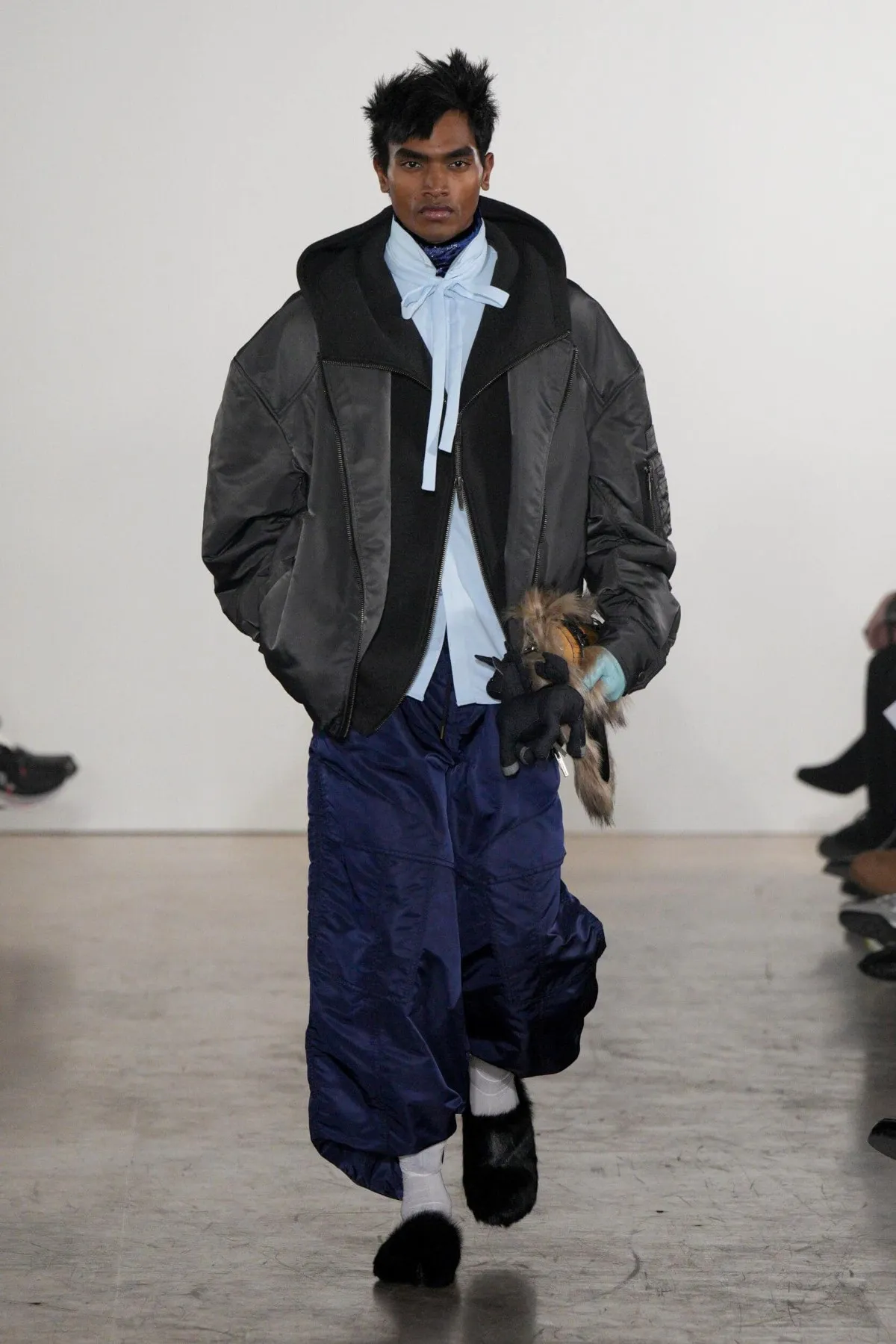 Feng Chen Wang automne 2026 : quand la mythologie chinoise réinvente le vestiaire masculin