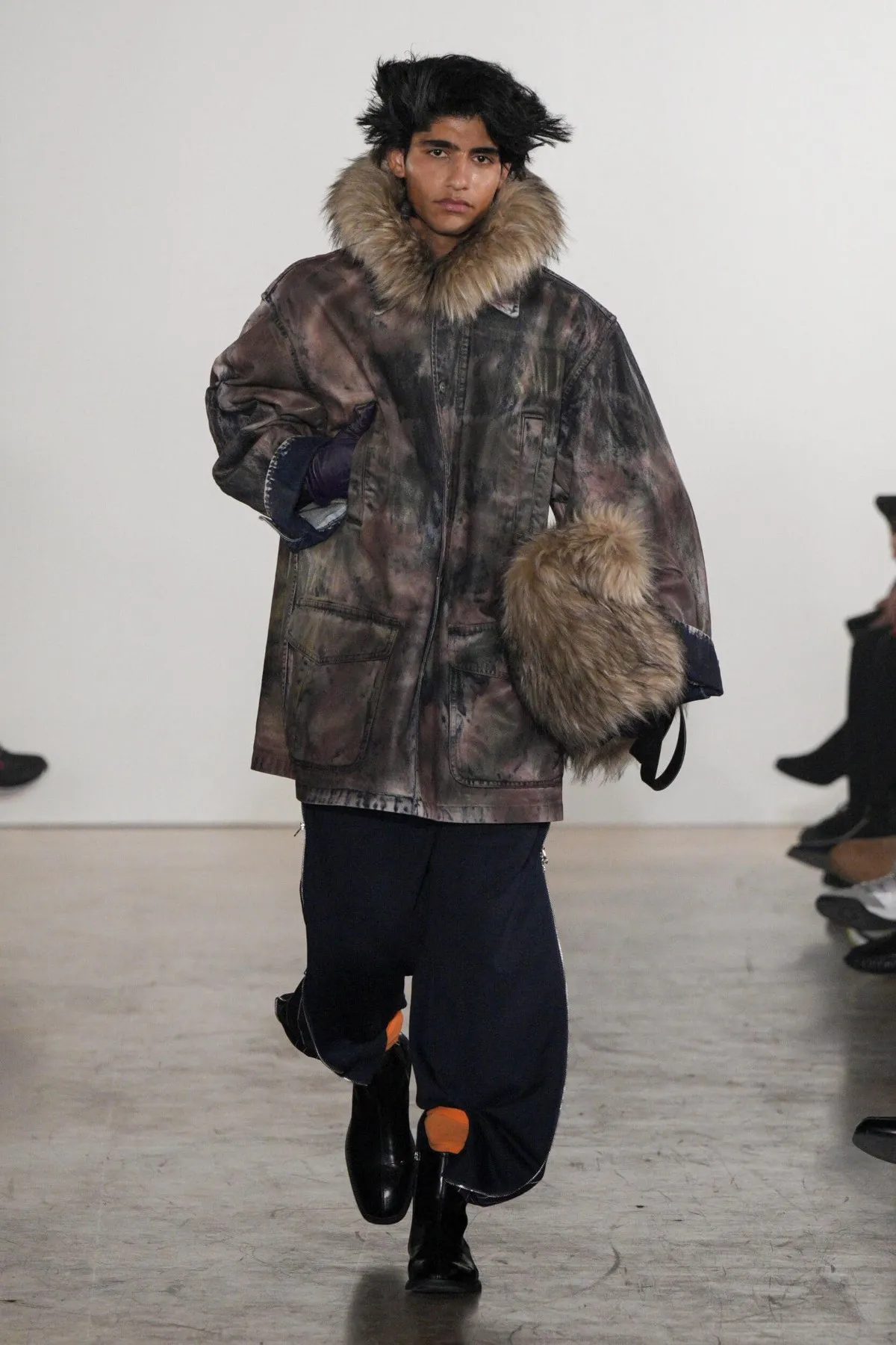 Feng Chen Wang automne 2026 : quand la mythologie chinoise réinvente le vestiaire masculin