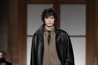 Avec sa collection automne 2026, Véronique Nichanian signe un adieu feutré chez Hermès