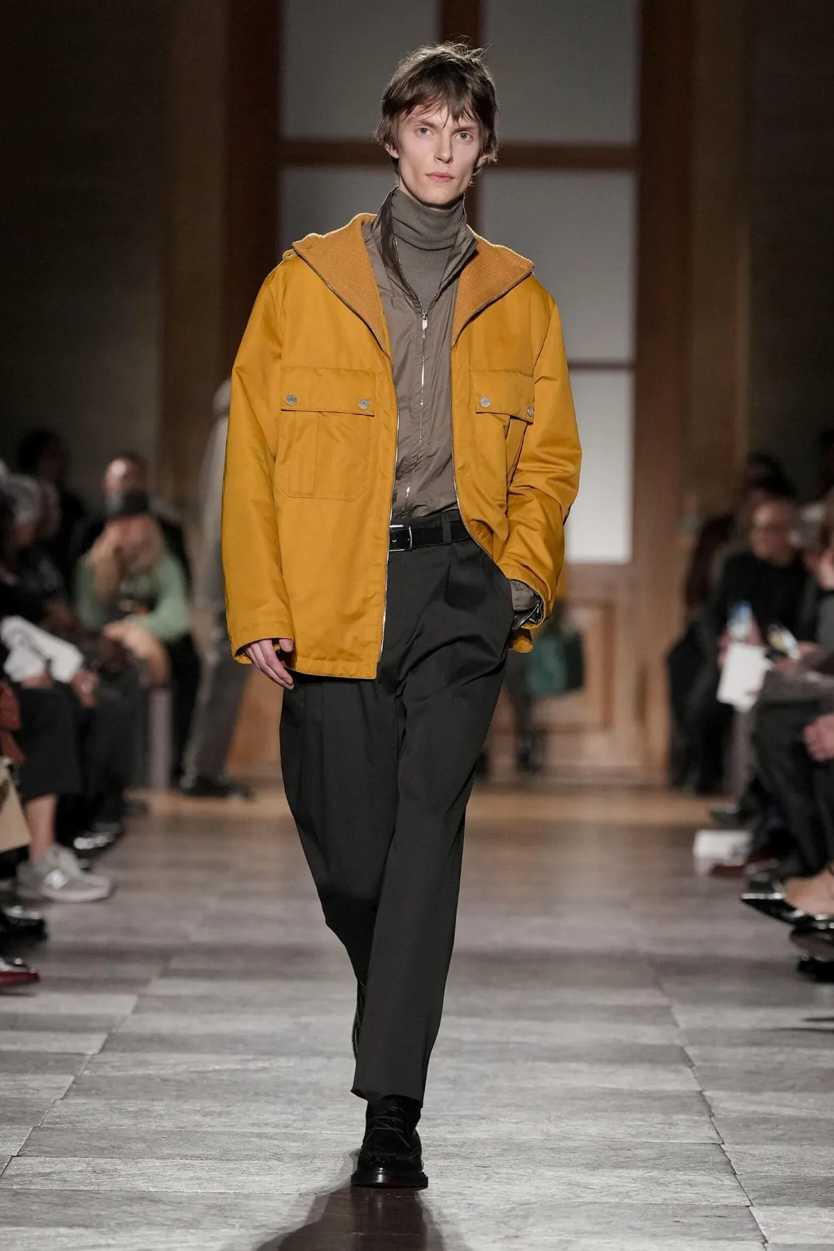 Avec sa collection automne 2026, Véronique Nichanian signe un adieu feutré chez Hermès