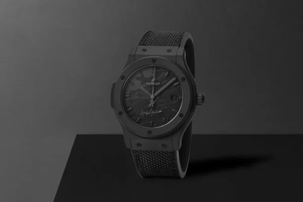 La Hublot Classic Fusion Yohji Yamamoto All Black Camo : une montre qui se cache pour mieux s’imposer