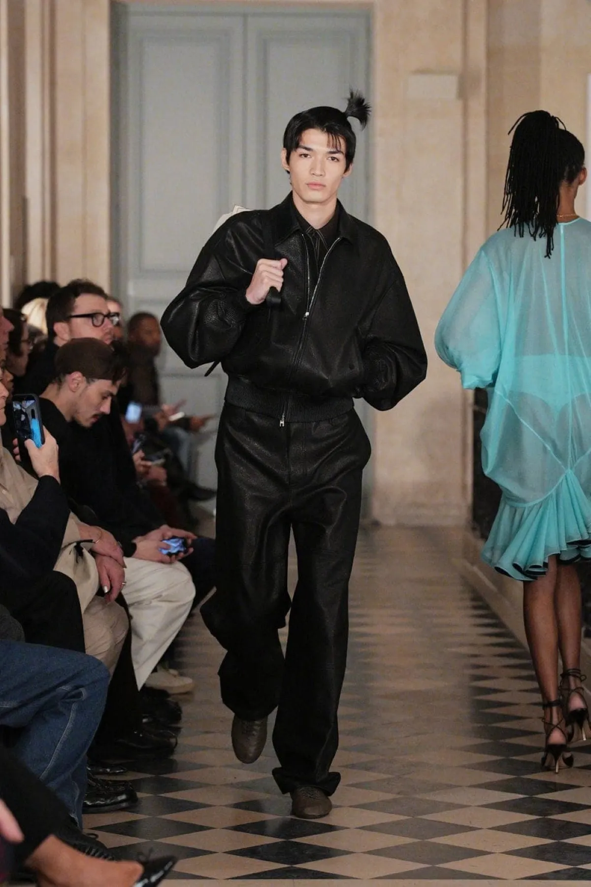 Jacquemus automne 2026 : quand le vestiaire masculin devient un terrain de jeu