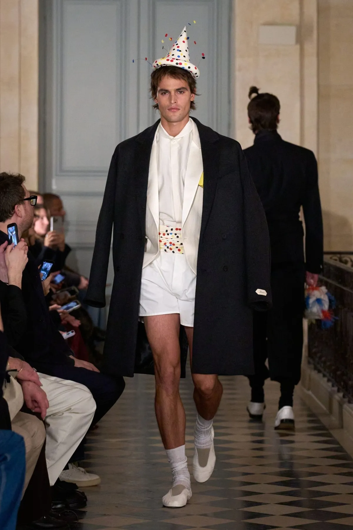 Jacquemus automne 2026 : quand le vestiaire masculin devient un terrain de jeu