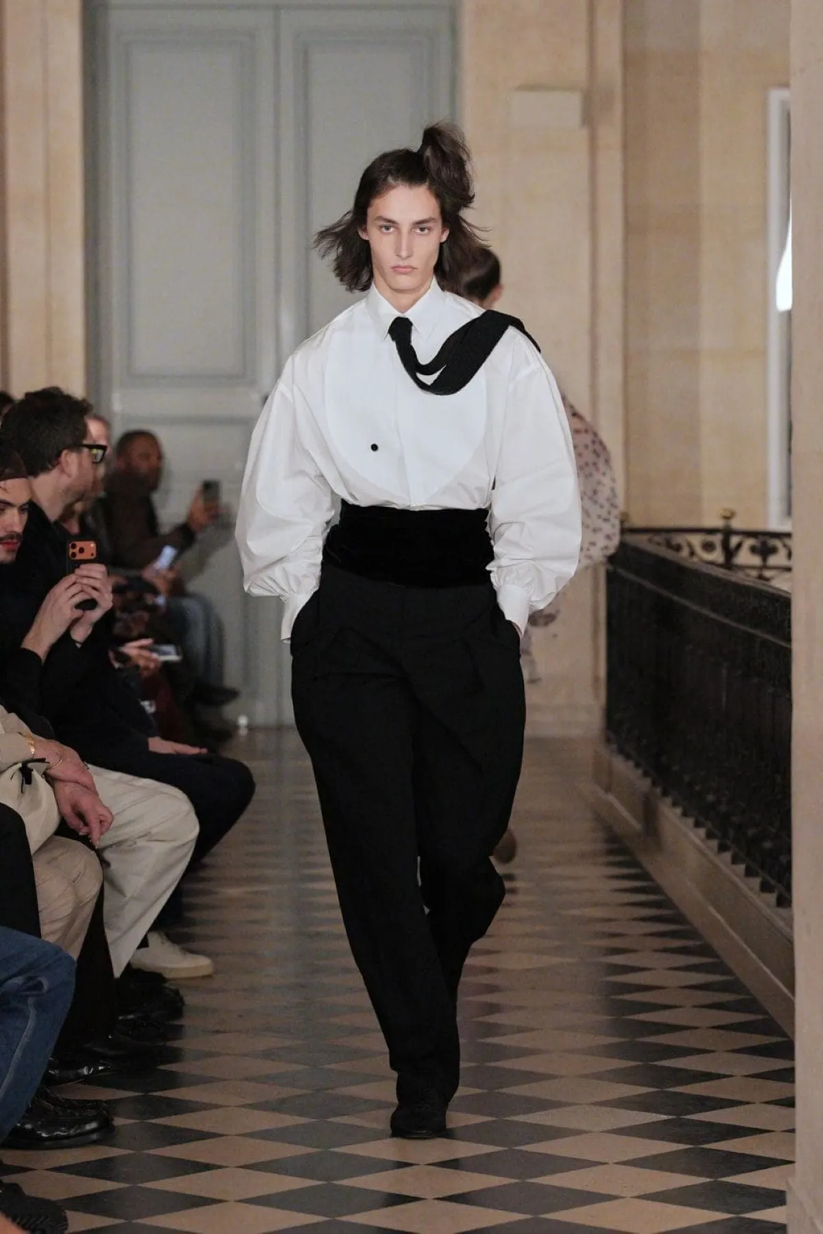 Jacquemus automne 2026 : quand le vestiaire masculin devient un terrain de jeu