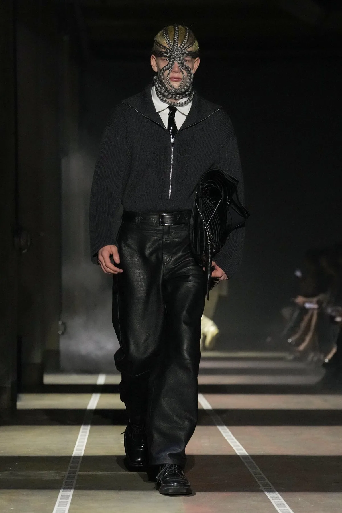 Louis-Gabriel Nouchi transforme Alien en fantasme mode pour l’automne 2026