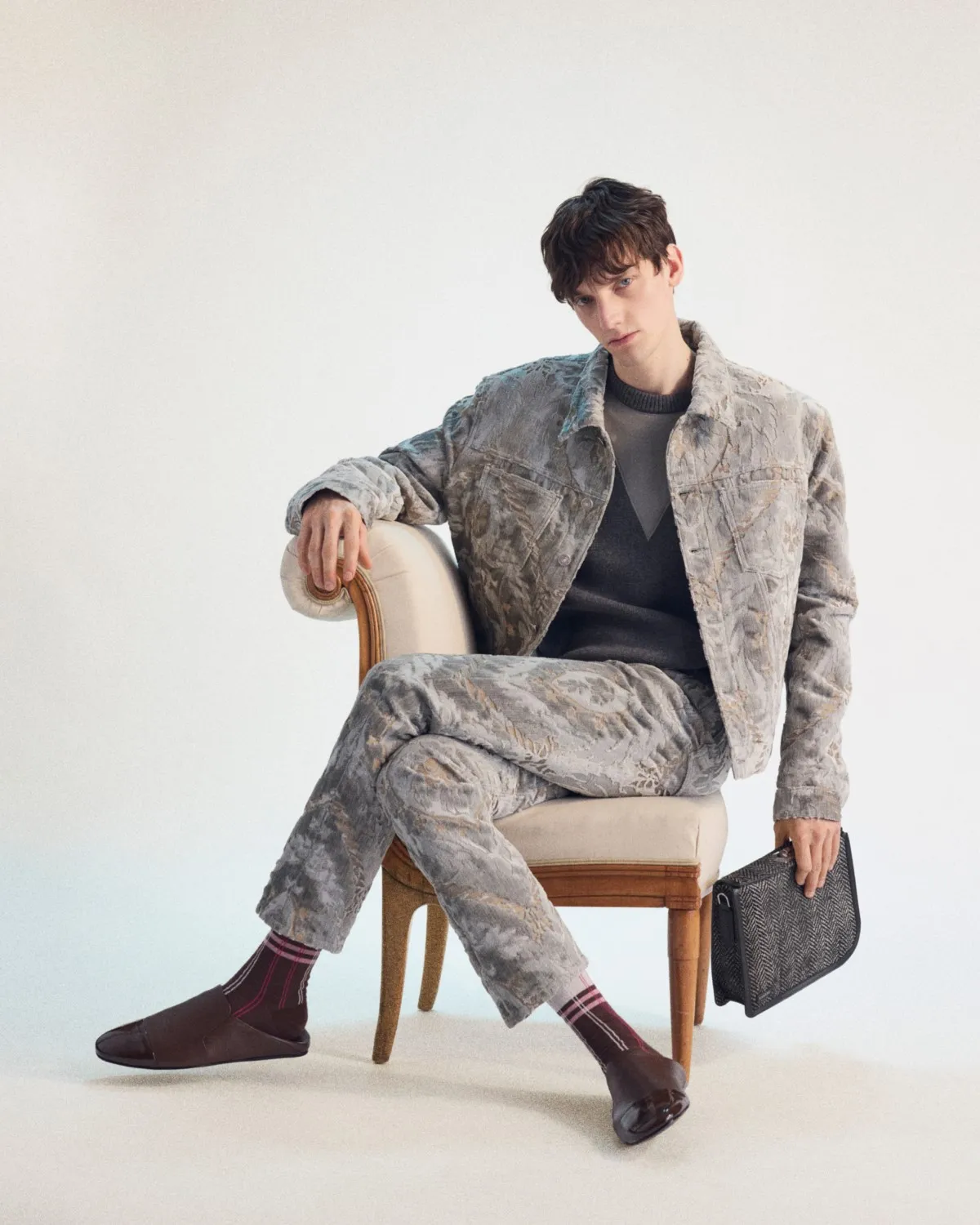 LANVIN célèbre 100 ans de vestiaire masculin avec la collection automne 2026 de Peter Copping