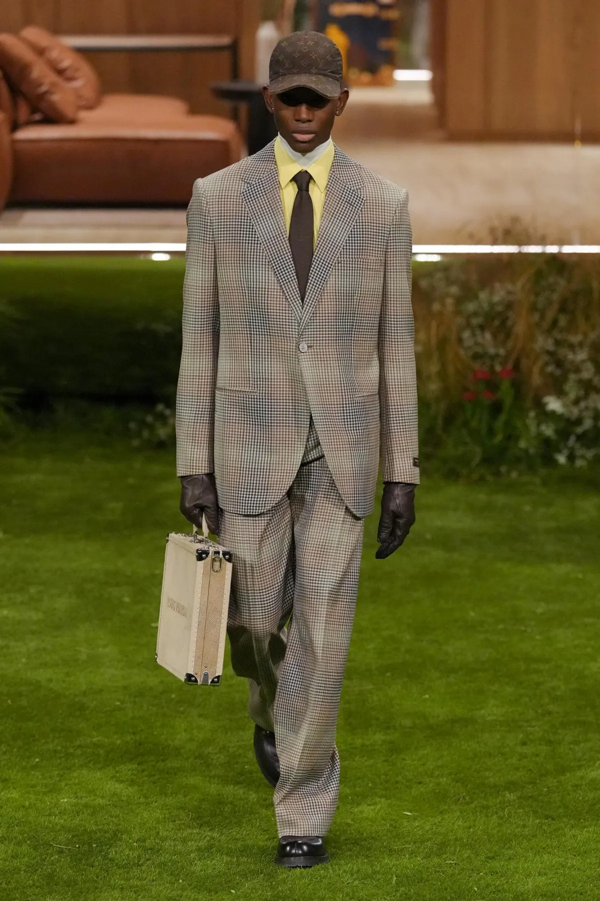 Louis Vuitton automne 2026 : quand le luxe devient fonctionnel et durable