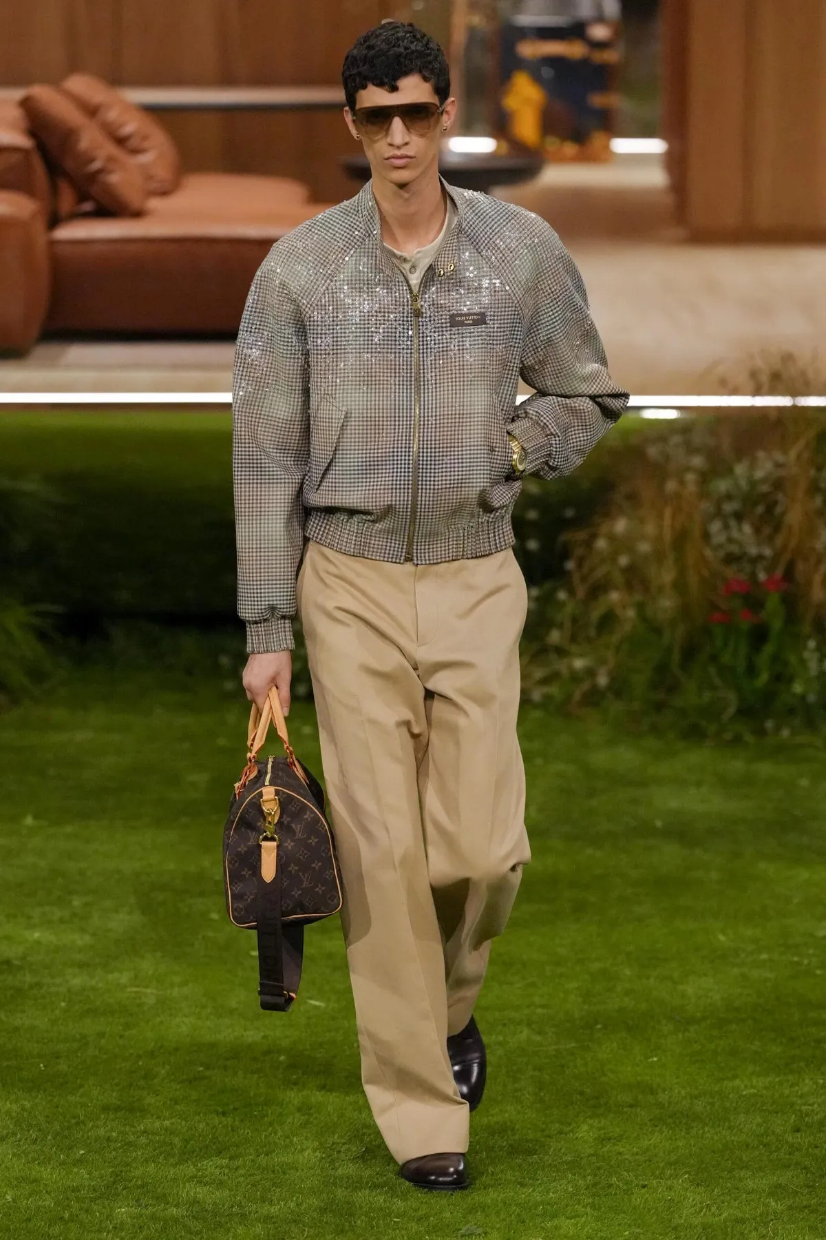 Louis Vuitton automne 2026 : quand le luxe devient fonctionnel et durable