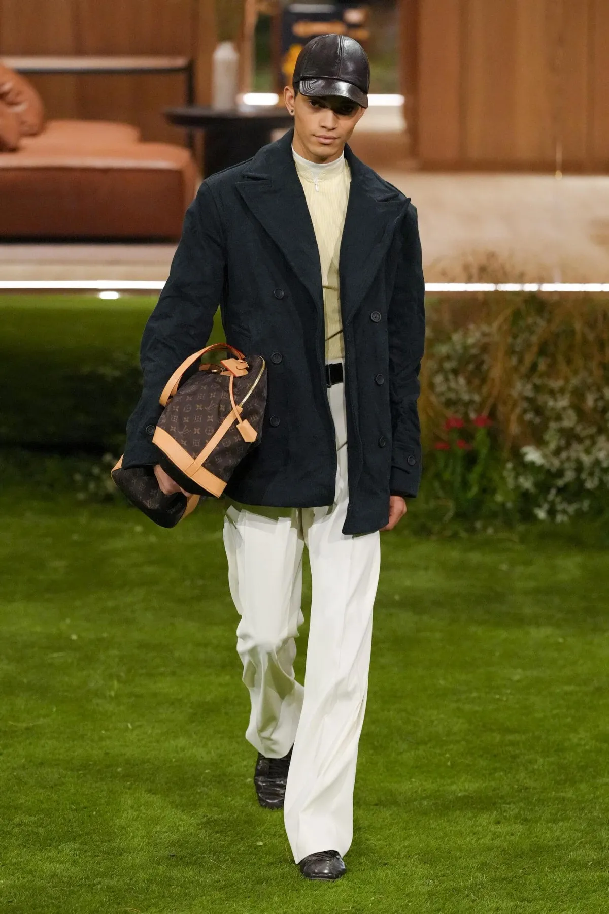 Louis Vuitton automne 2026 : quand le luxe devient fonctionnel et durable