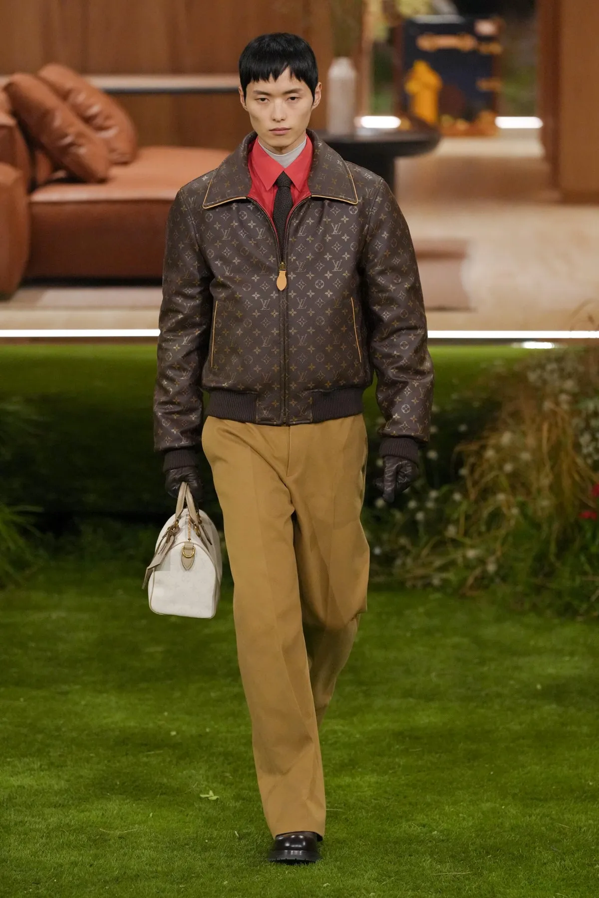 Louis Vuitton automne 2026 : quand le luxe devient fonctionnel et durable