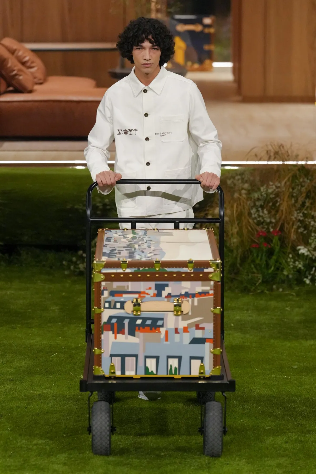 Louis Vuitton automne 2026 : quand le luxe devient fonctionnel et durable