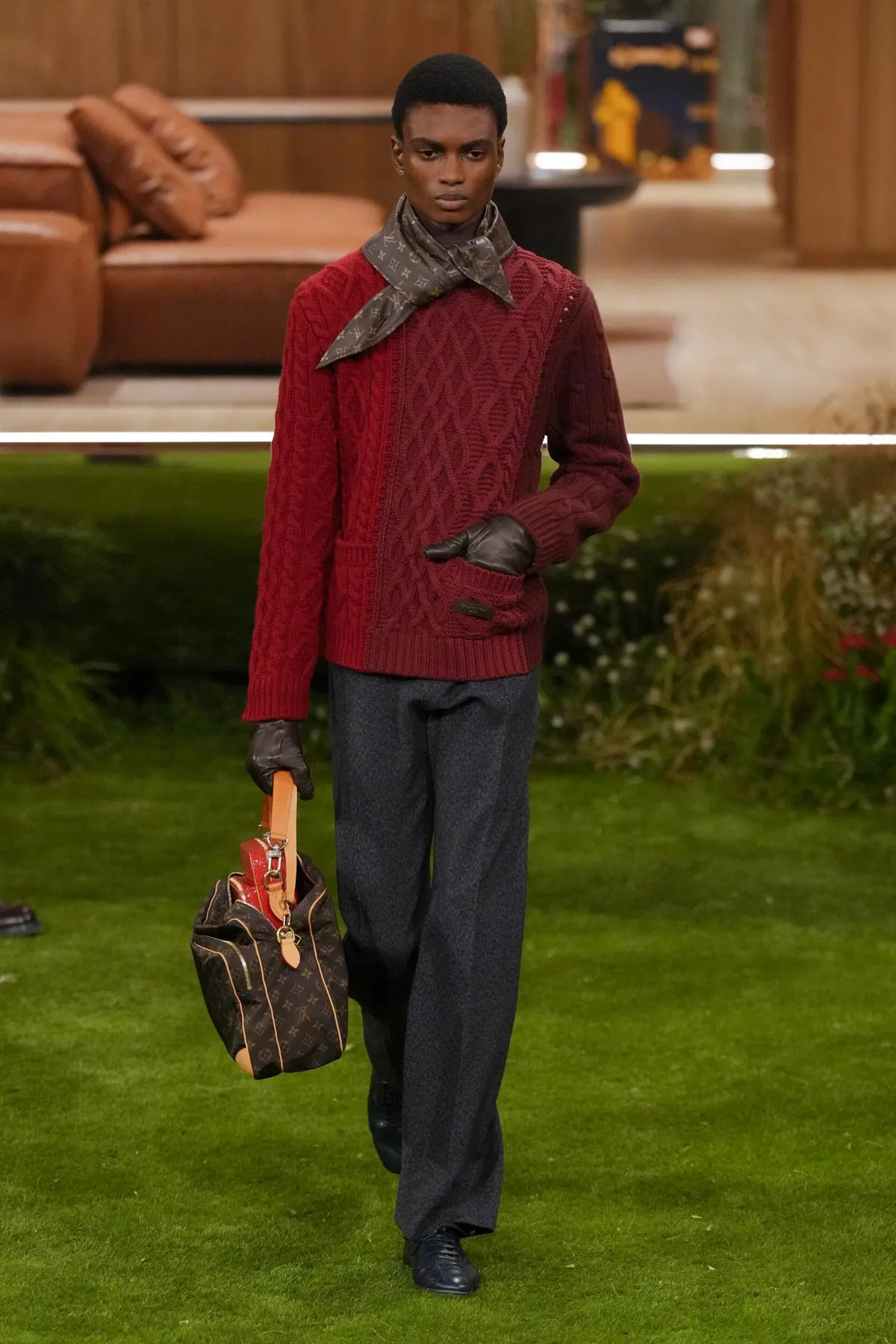 Louis Vuitton automne 2026 : quand le luxe devient fonctionnel et durable