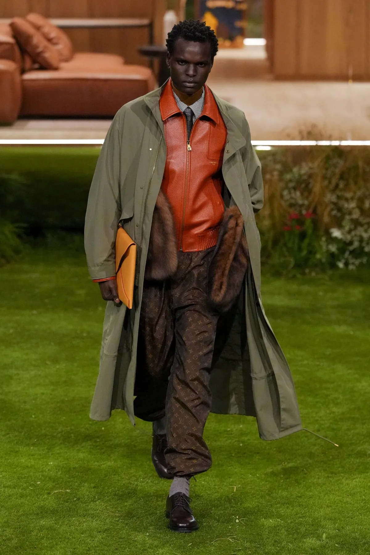 Louis Vuitton automne 2026 : quand le luxe devient fonctionnel et durable