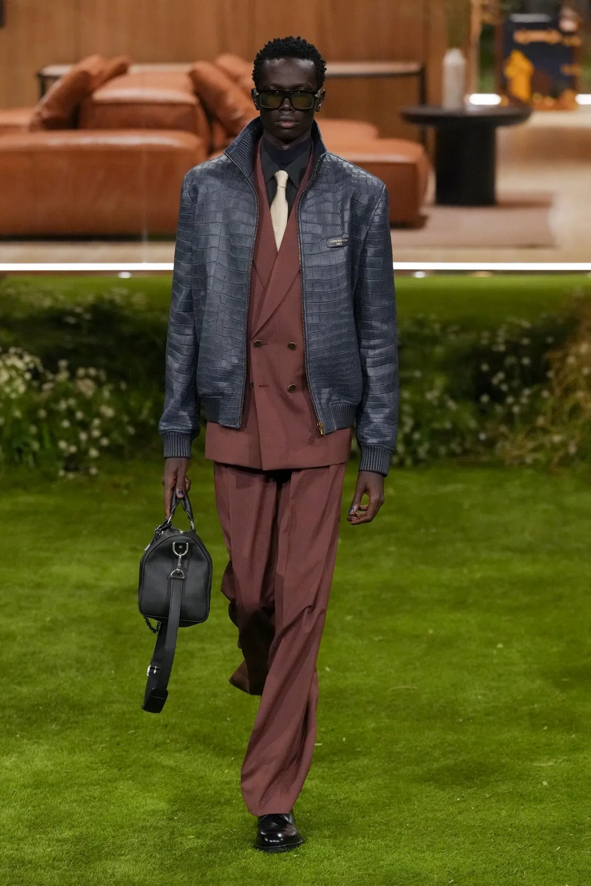 Louis Vuitton automne 2026 : quand le luxe devient fonctionnel et durable