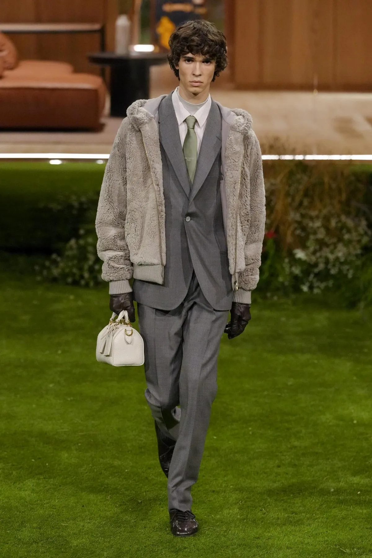 Louis Vuitton automne 2026 : quand le luxe devient fonctionnel et durable