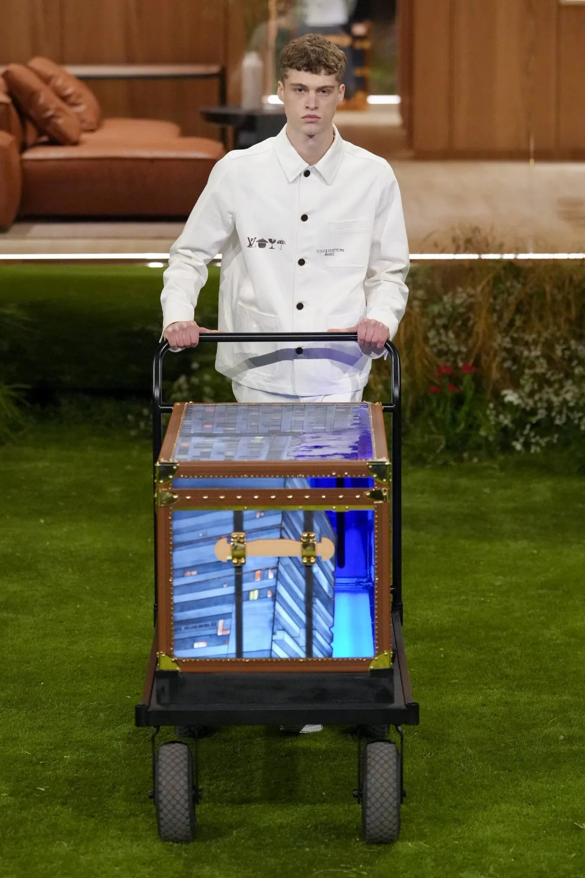 Louis Vuitton automne 2026 : quand le luxe devient fonctionnel et durable