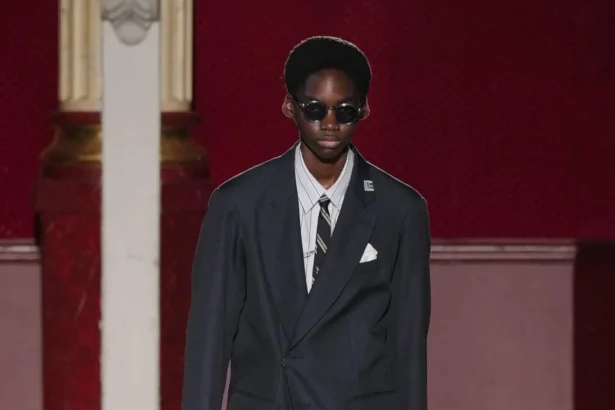 Maison MIHARA YASUHIRO automne 2026 : la déconstruction comme manifeste anti-quiet luxury