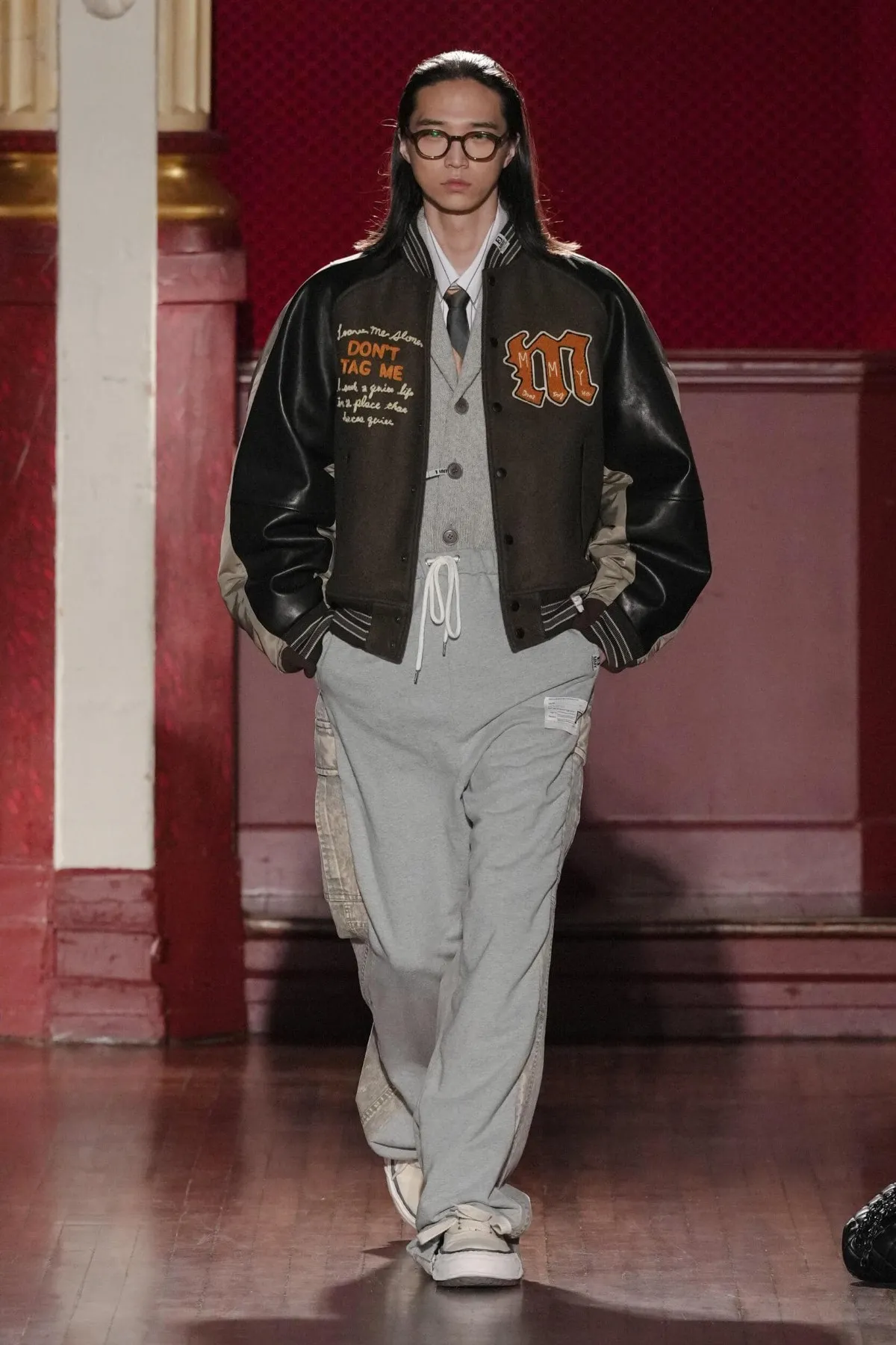 Maison MIHARA YASUHIRO automne 2026 : la déconstruction comme manifeste anti-quiet luxury