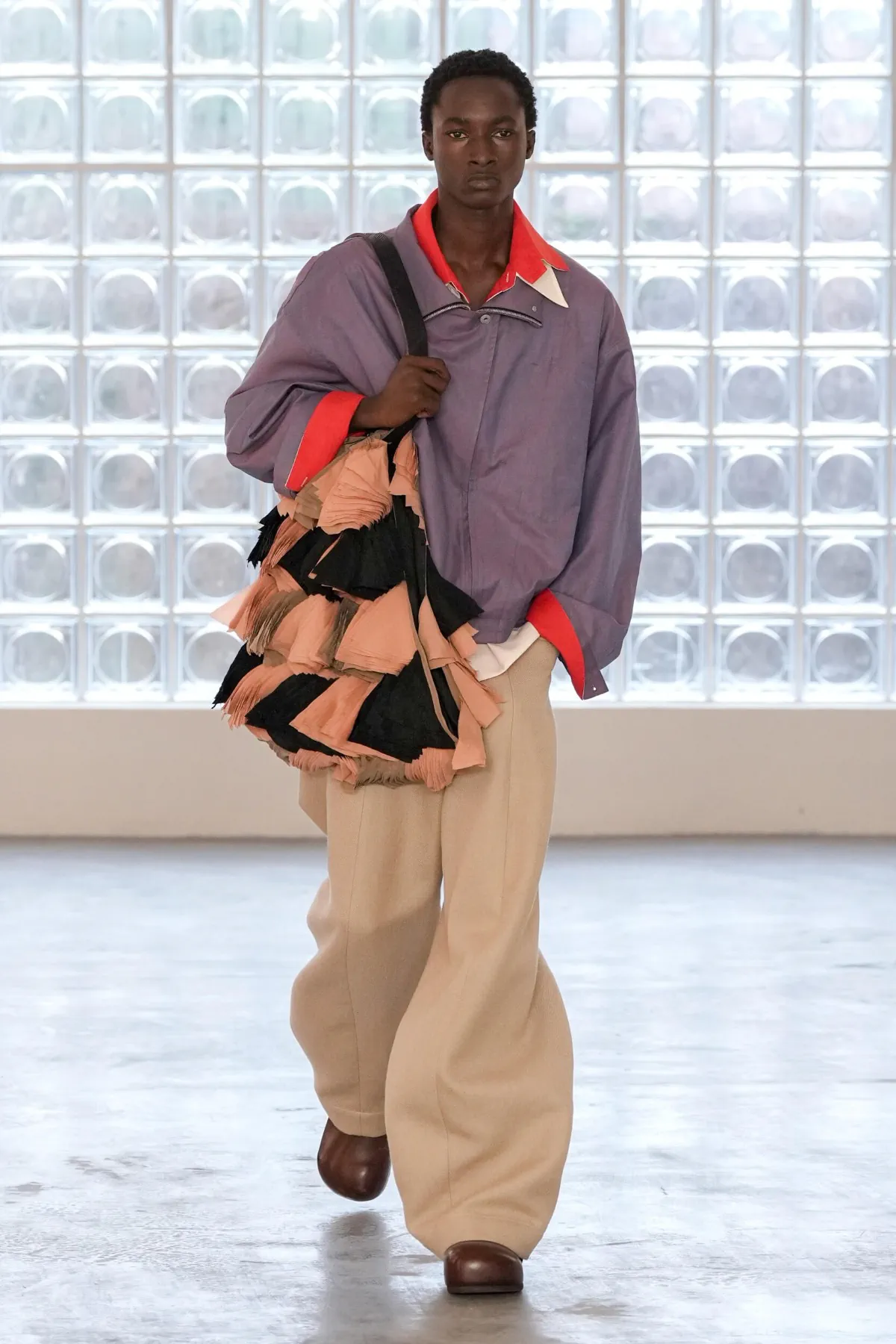 À Milan, PRONOUNCE atteint sa maturité avec une collection automne 2026 architecturale