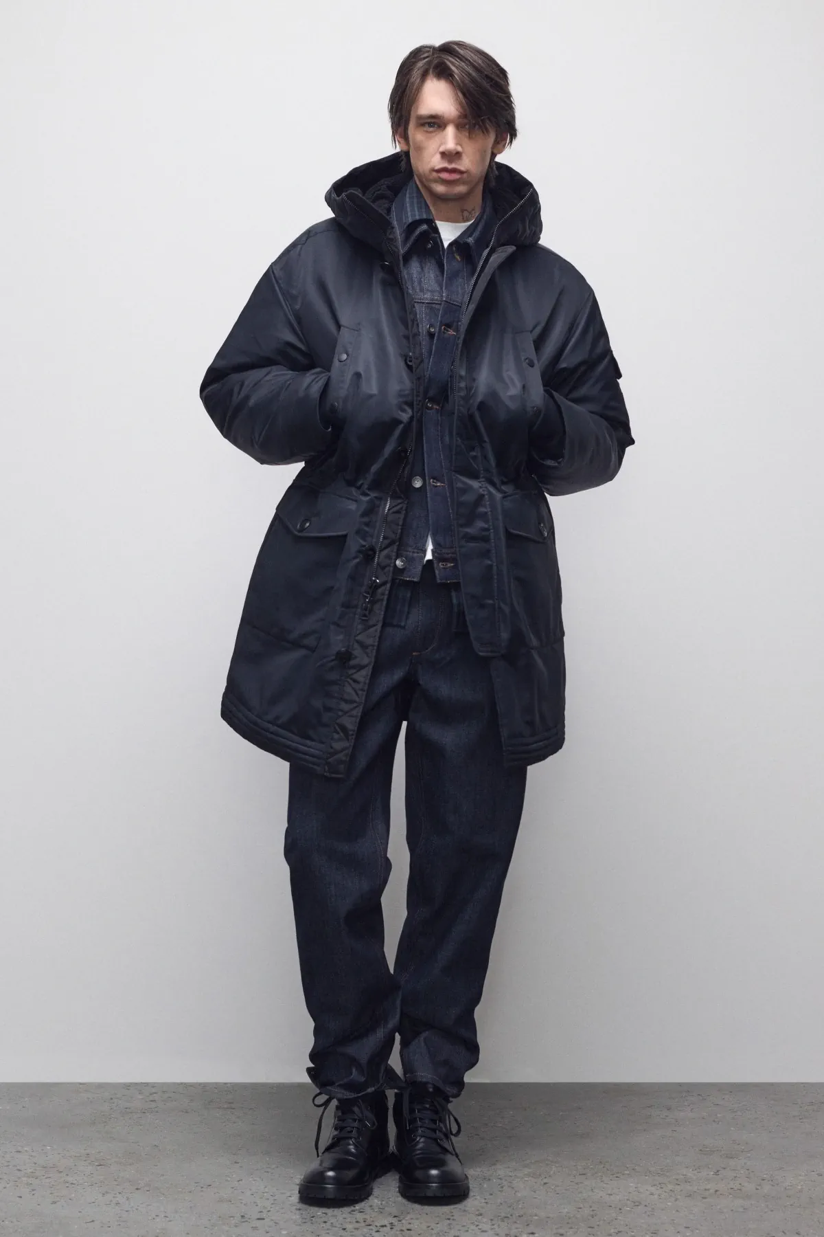 Chez Rag & Bone, Swaim Hutson signe un retour à l’essentiel pour l’automne 2026