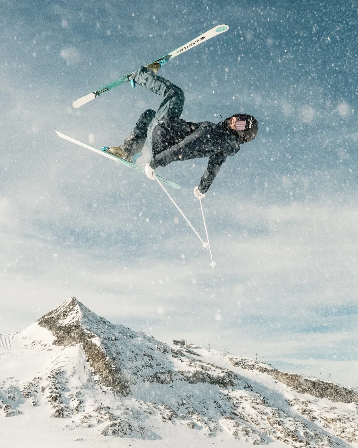 Richard Mille s’engage aux côtés d’Arthur de Villaucourt, espoir du ski freestyle français