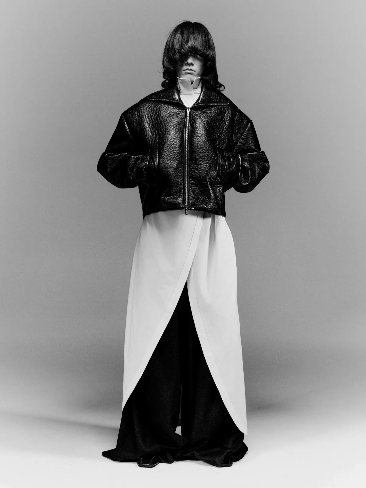 Sean Suen automne 2026 : quand le vêtement masculin devient une seconde peau