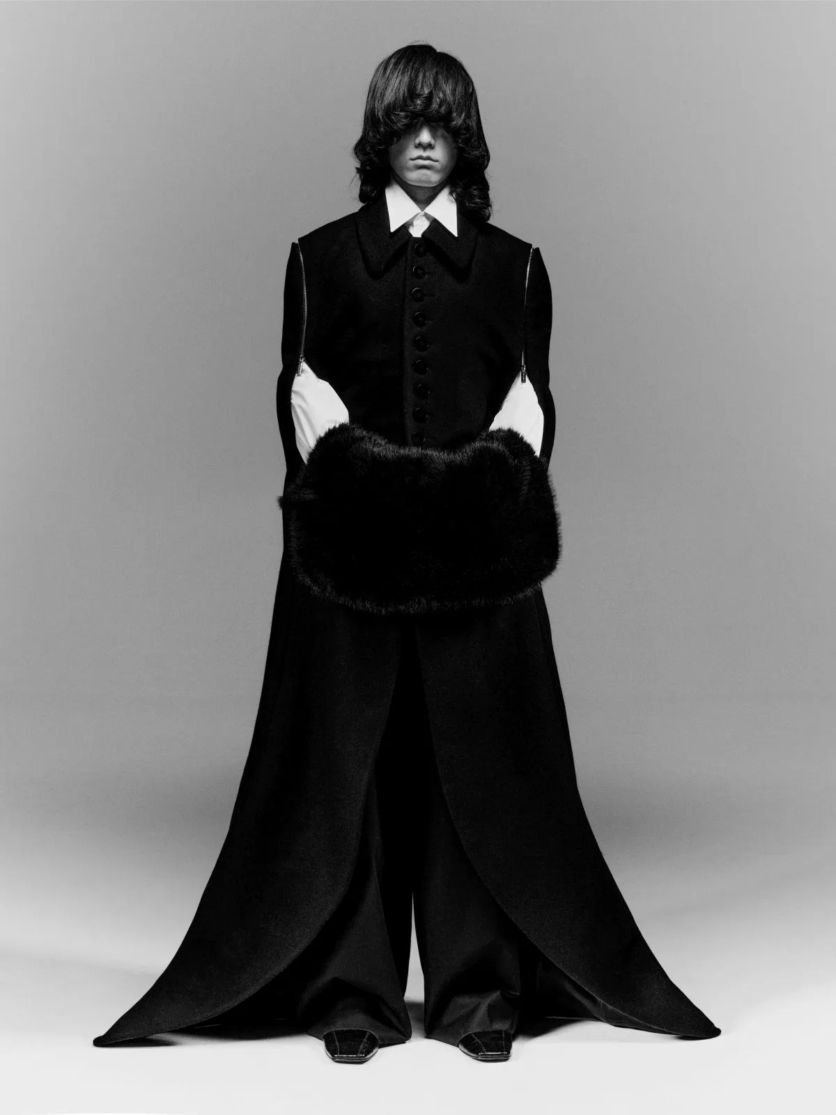 Sean Suen automne 2026 : quand le vêtement masculin devient une seconde peau