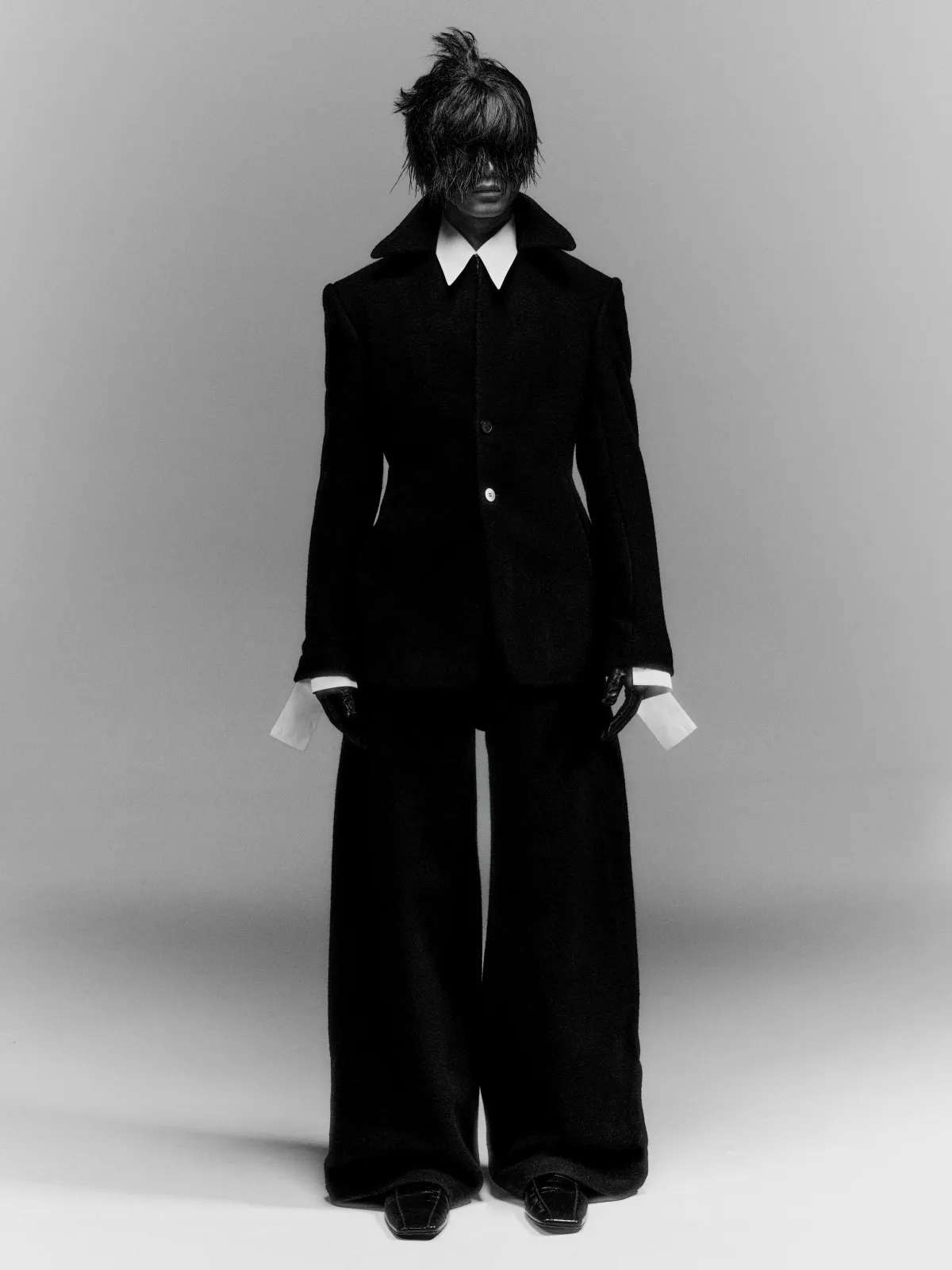 Sean Suen automne 2026 : quand le vêtement masculin devient une seconde peau