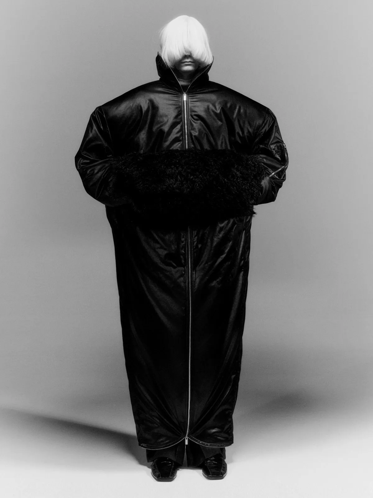 Sean Suen automne 2026 : quand le vêtement masculin devient une seconde peau