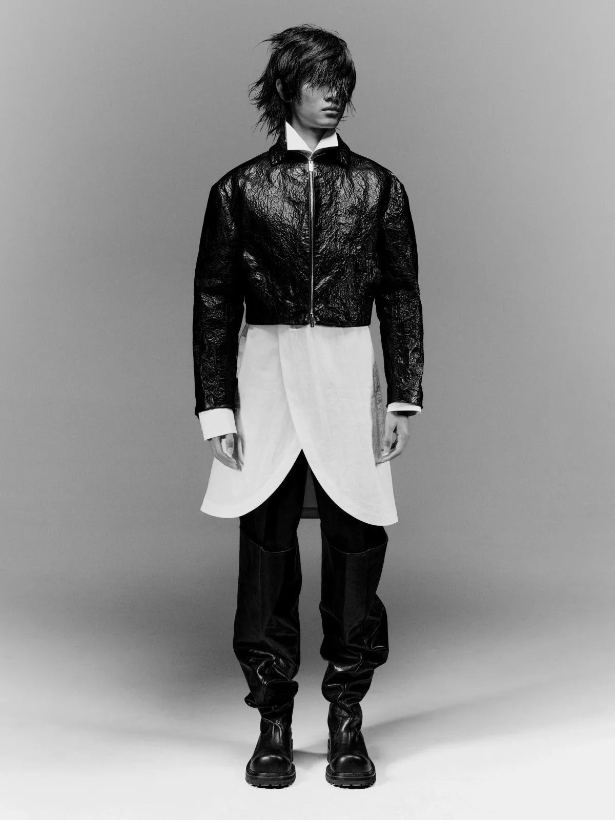 Sean Suen automne 2026 : quand le vêtement masculin devient une seconde peau