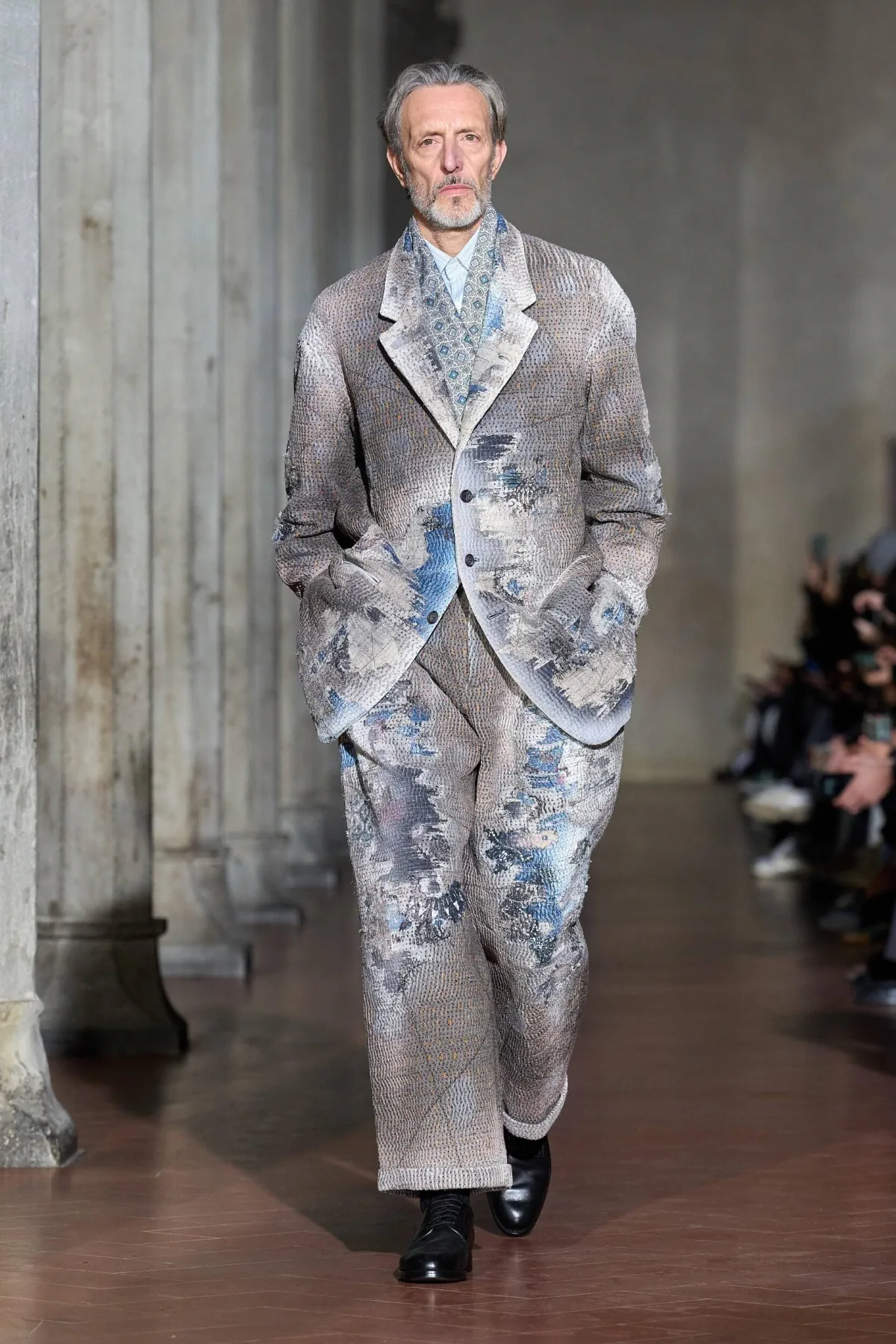 À Florence, SOSHIOTSUKI fait dialoguer Armani et le Japon pour l'automne 2026