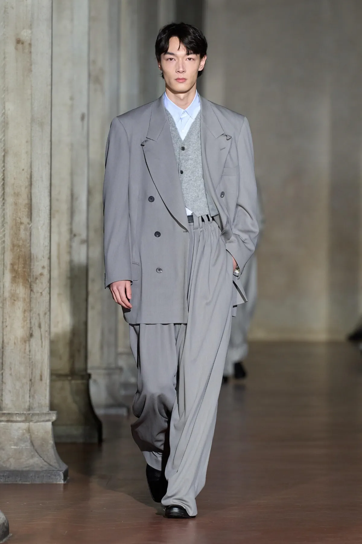 À Florence, SOSHIOTSUKI fait dialoguer Armani et le Japon pour l'automne 2026