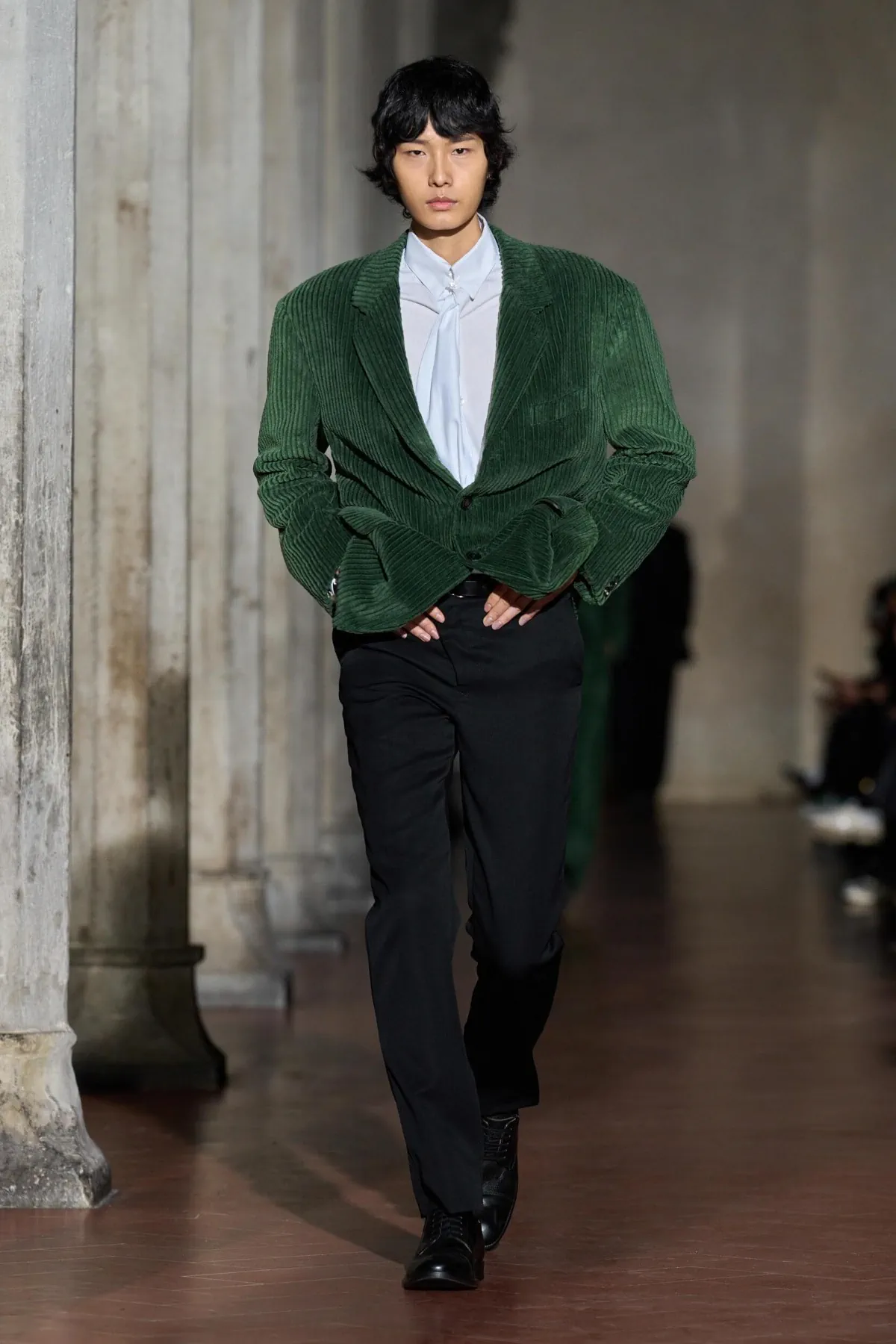 À Florence, SOSHIOTSUKI fait dialoguer Armani et le Japon pour l'automne 2026