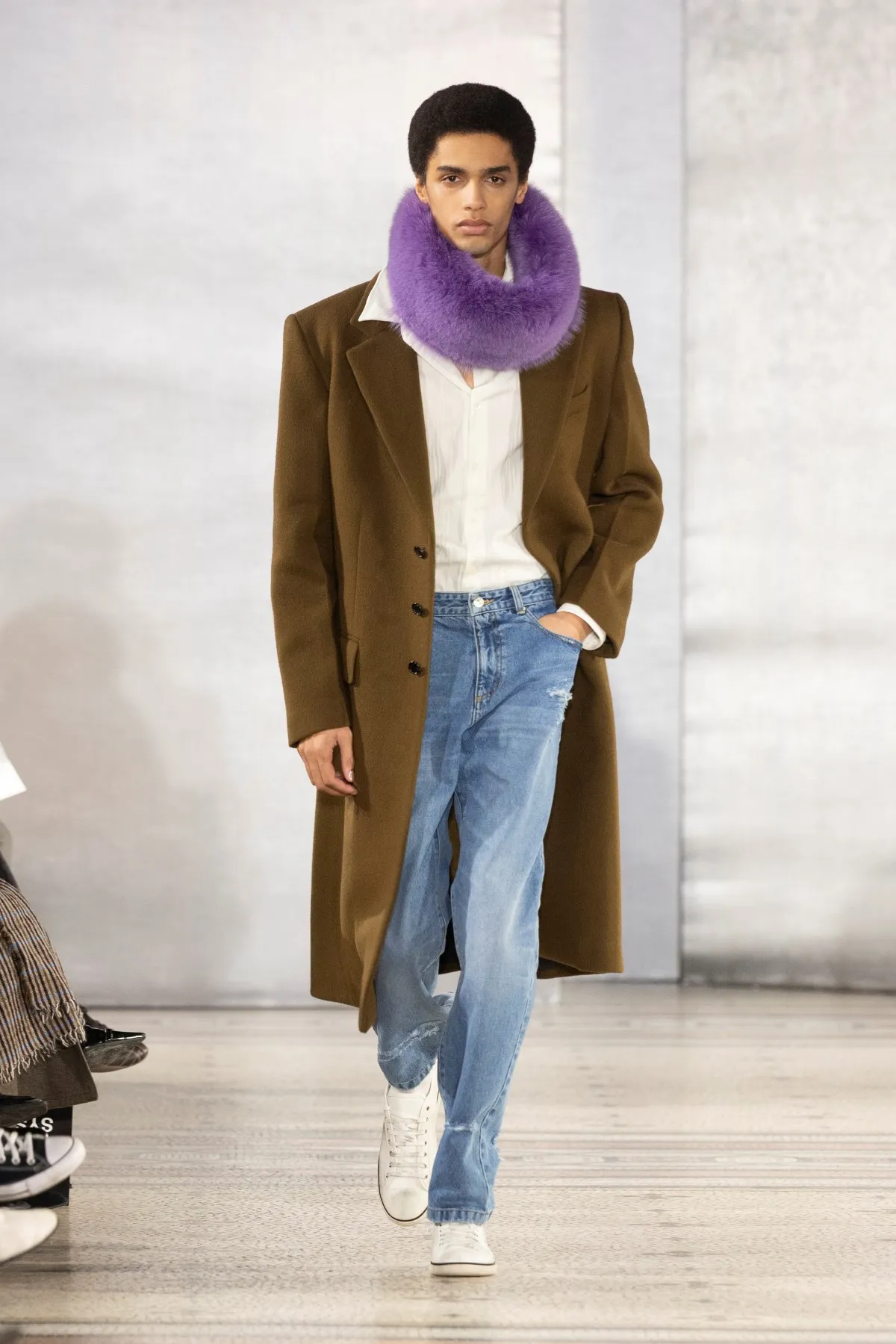 SYSTEM Automne 2026 : quand l’inadaptation devient une élégance revendiquée