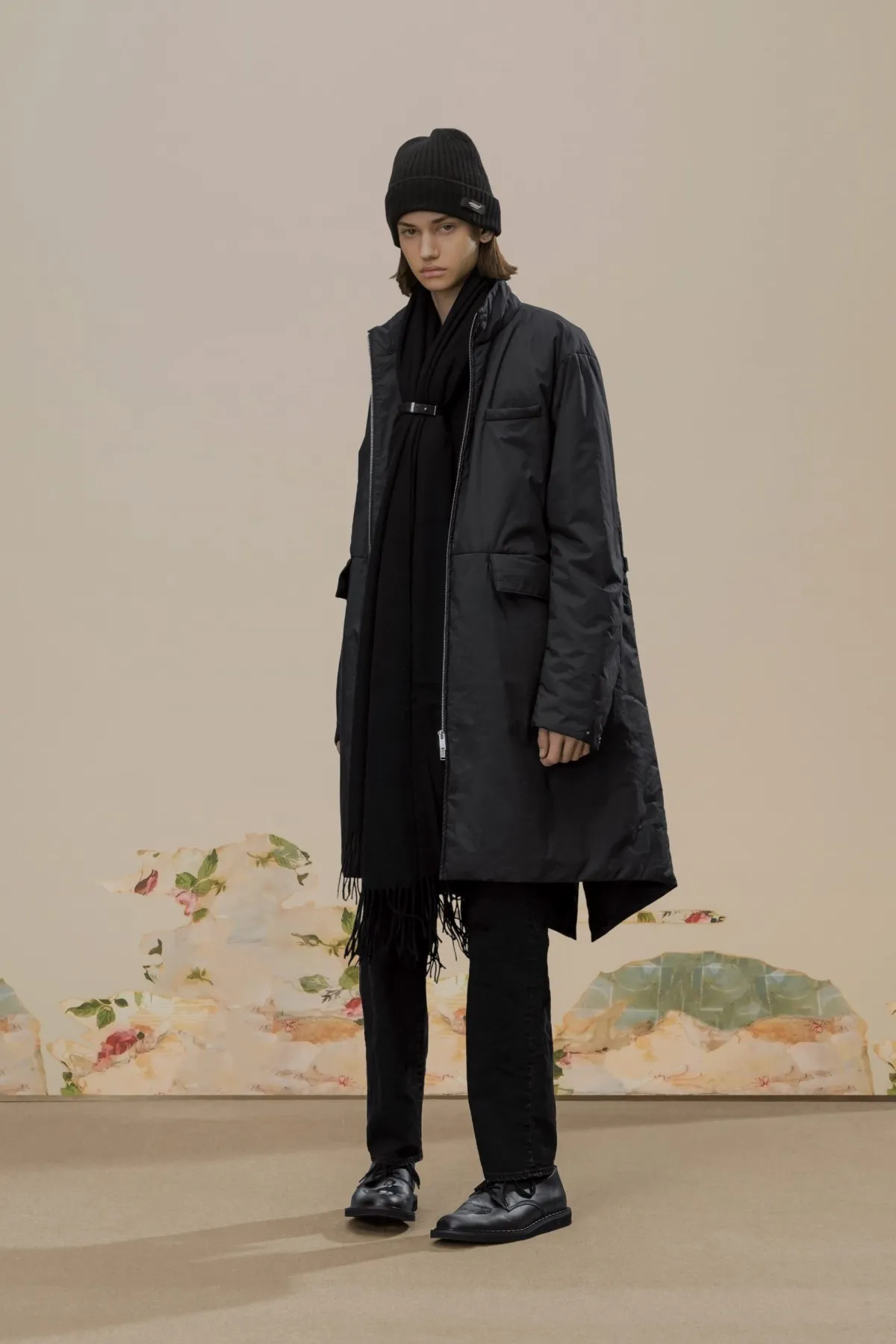 UNDERCOVER automne 2026 : Jun Takahashi plonge dans le noir avec Cindy Sherman