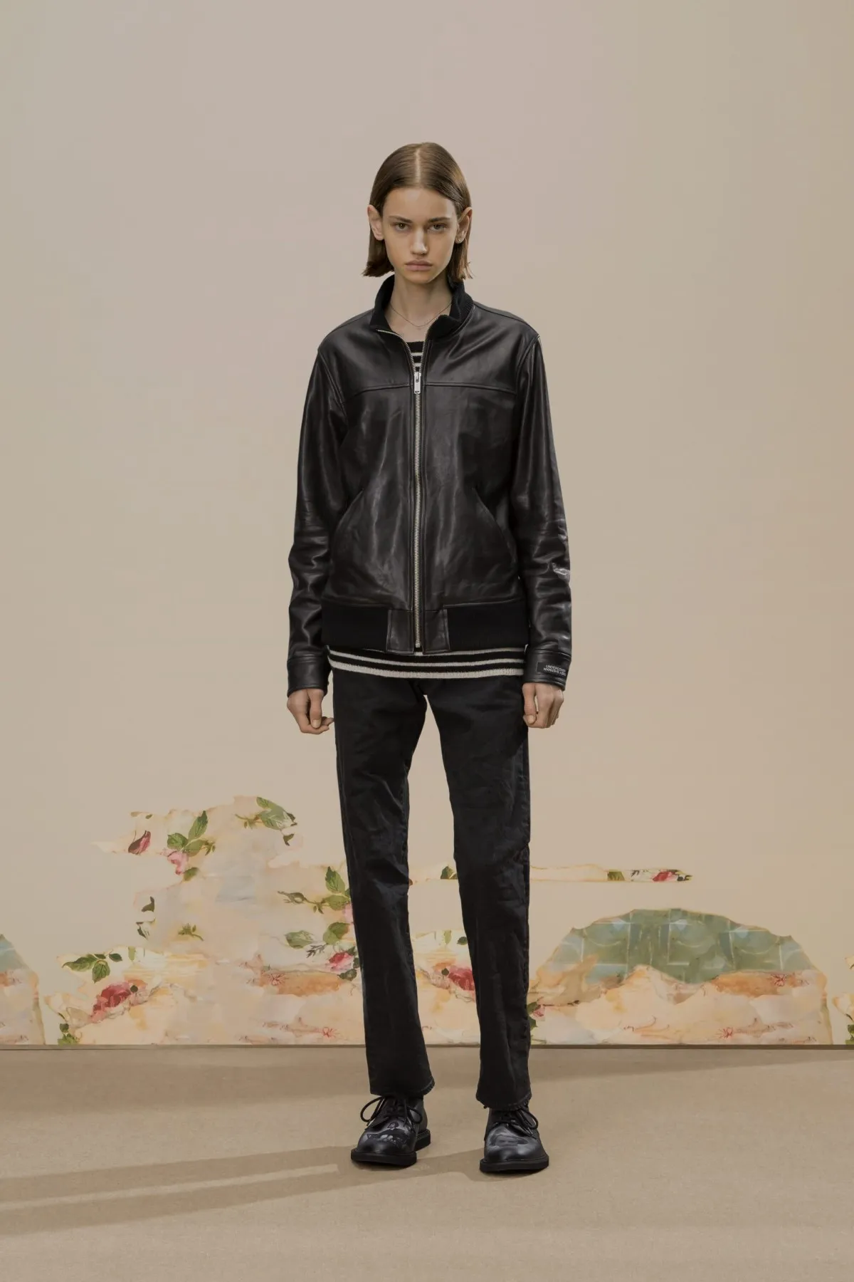 UNDERCOVER automne 2026 : Jun Takahashi plonge dans le noir avec Cindy Sherman