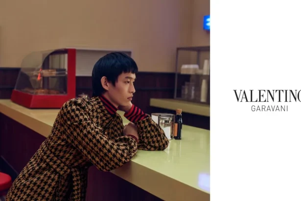 Valentino célèbre le Nouvel An lunaire 2026 avec une campagne poétique dédiée à l’année du Cheval